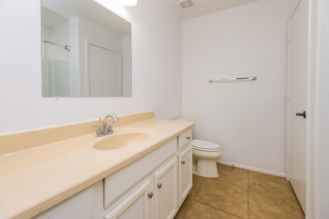 Building Photo - Spacious 3-Bedroom Home in San Tan Valley, AZ