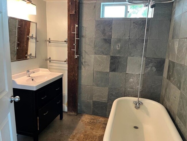 Building Photo - WILDACRES