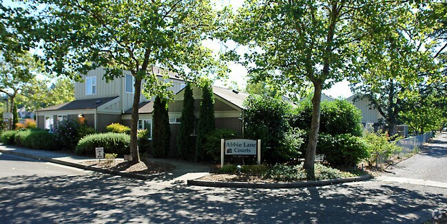 Primary Photo - Abbie Lane Courts