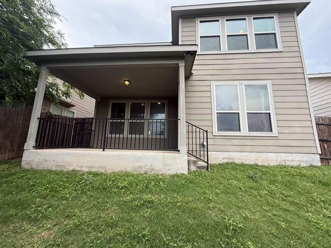 Building Photo - 16103 Windroot St