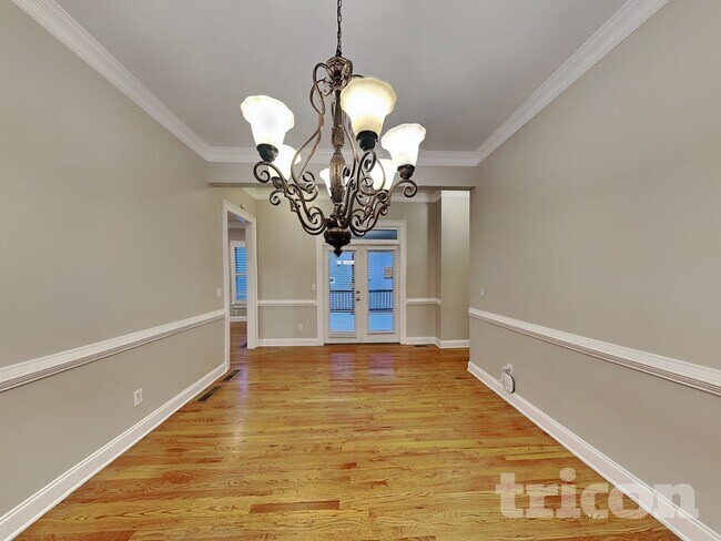 Building Photo - 1442 Hedgewood Ln NW