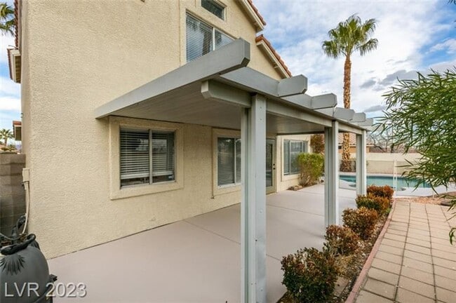 Building Photo - STUNNING 2 STORY HOME IN SUMMERLIN WITH POOL 89134