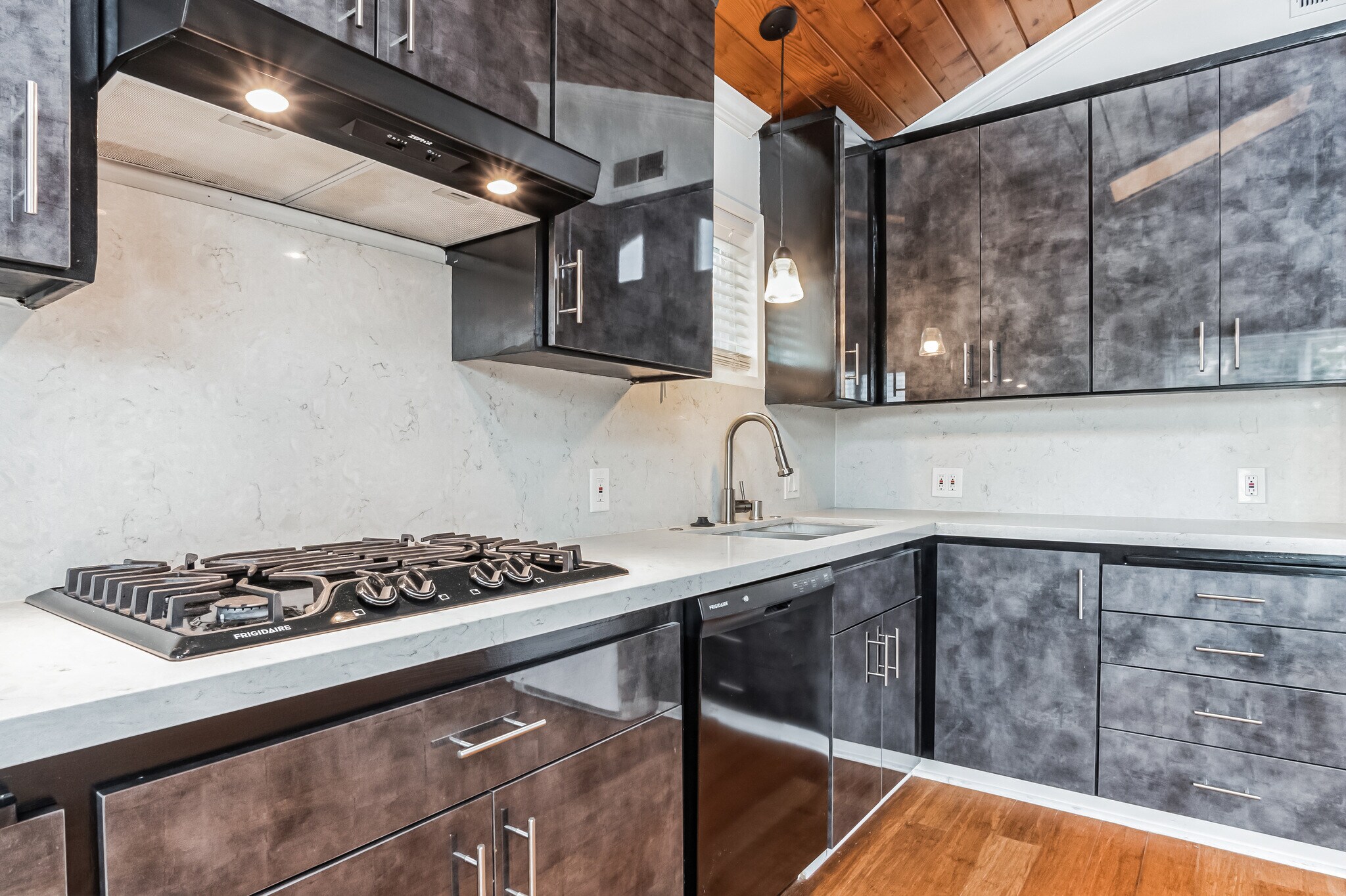 Kitchen - 4708 Orion Ave