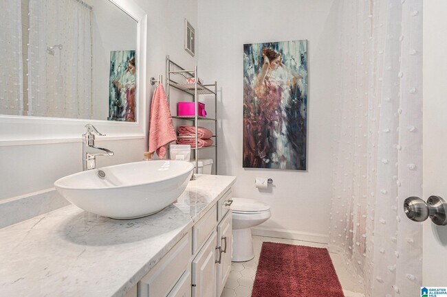 Building Photo - 5539 Hampton Heights Dr