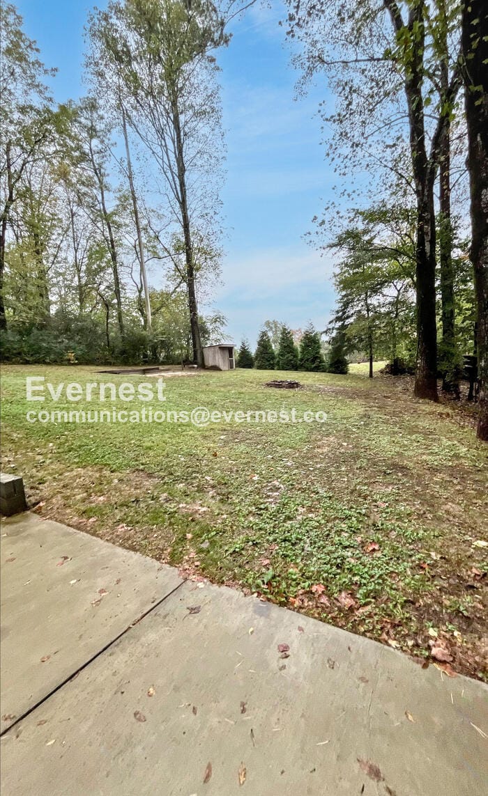 Building Photo - 46 Love Hill Rd