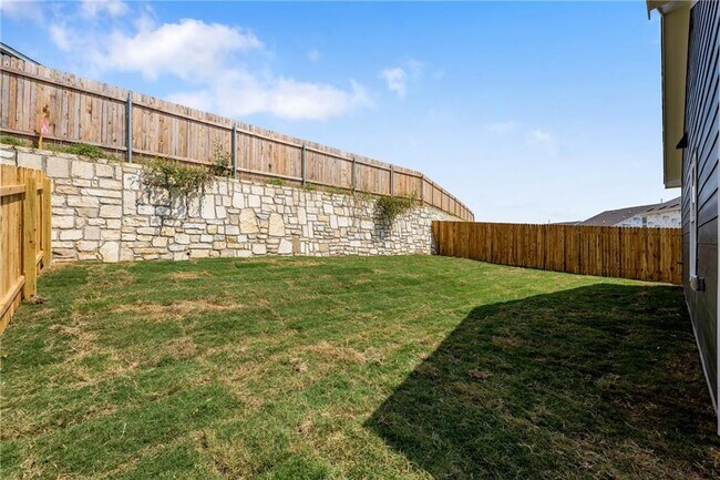 Building Photo - 5920 Eden Dr