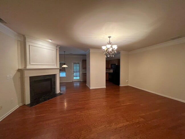 Building Photo - 9814 Murano View