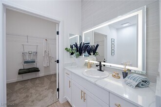 Building Photo - 100 E Warm Springs Rd