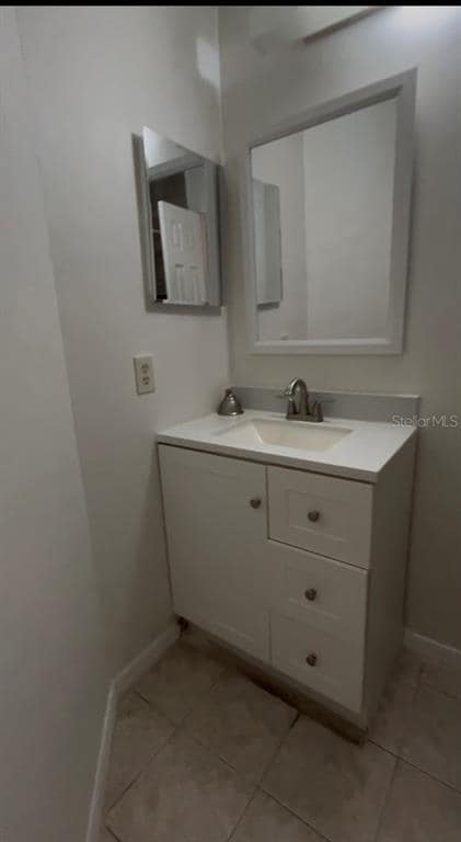 Building Photo - 945 Bryan Ct