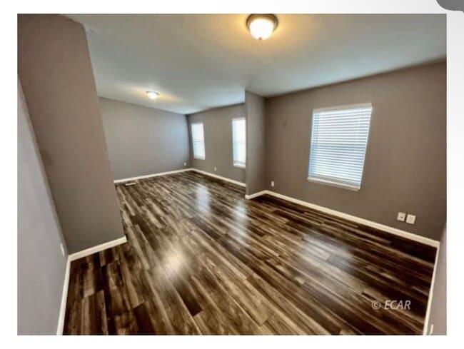 Building Photo - 1306 Dotta Dr