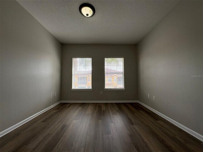 Building Photo - 12021 Villanova Dr