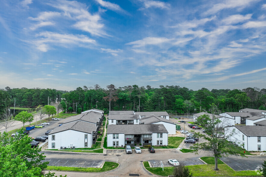 Primary Photo - Trails at Northpointe