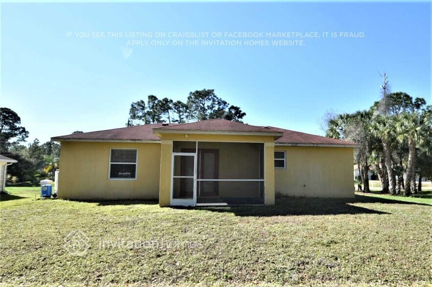 Building Photo - 2844 Wells Ave