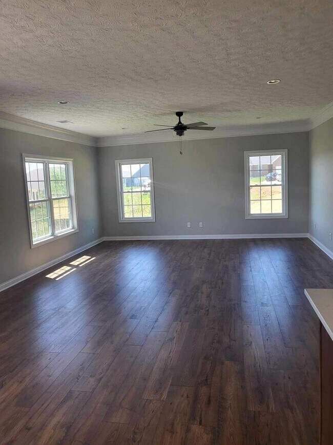 Building Photo - 128 Aiden Ln