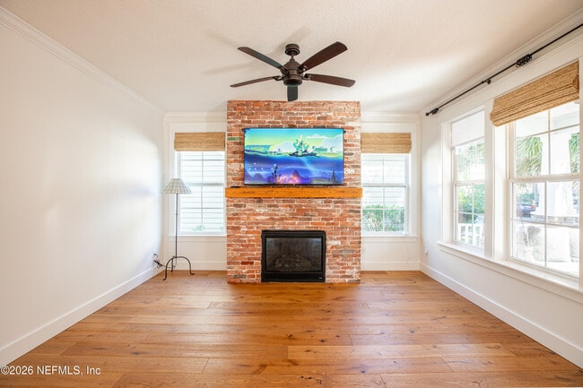 Building Photo - 11 Mascotte Pl