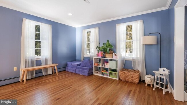 Building Photo - 154 Ash Way