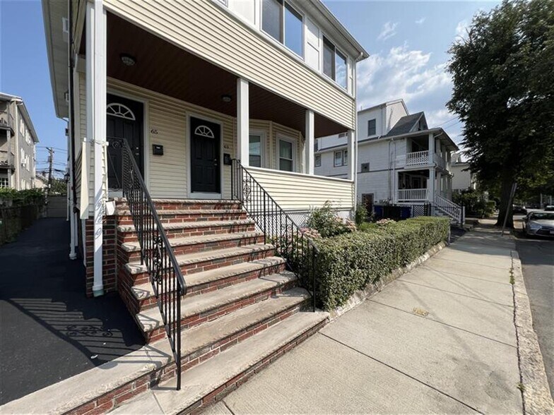 Building Photo - 63 Boston Ave