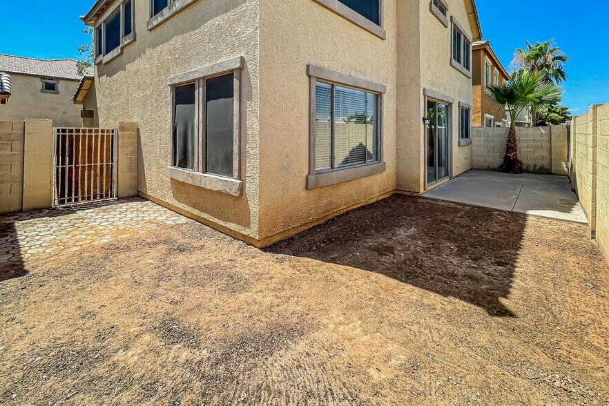 Building Photo - 125 N 22nd Pl