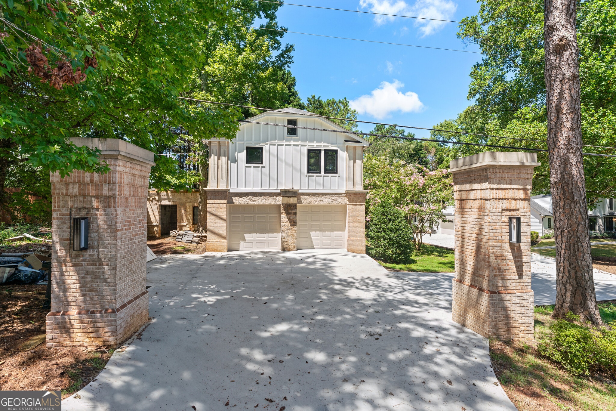 Building Photo - 12890 Cogburn Rd