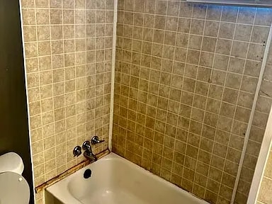 Building Photo - 2621 Davison Rd