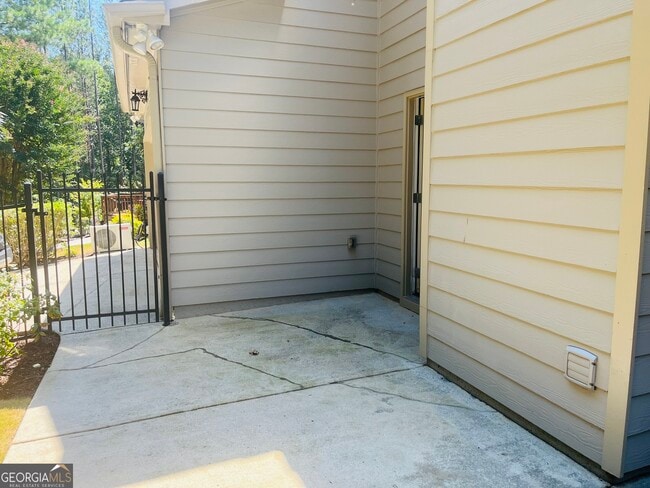 Building Photo - 445 Summerlin Blvd