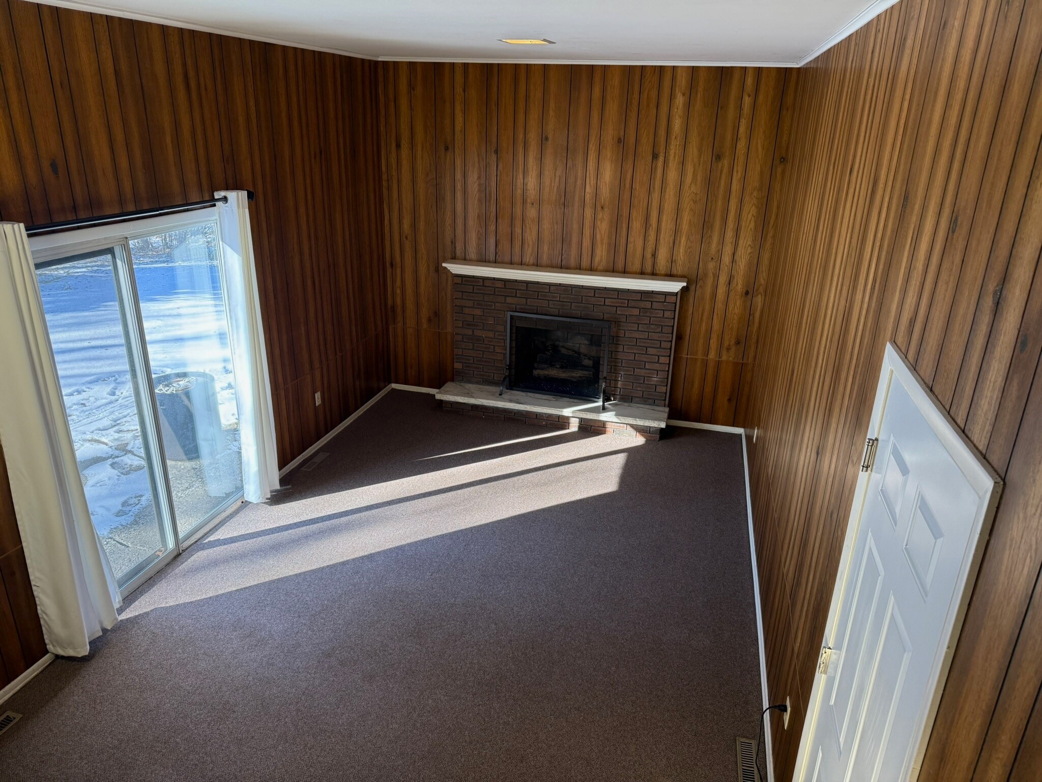 Family Rm - 5 Graffin Dr