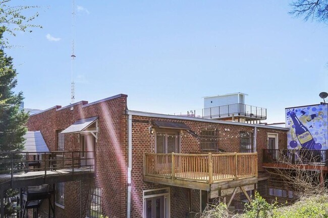 Building Photo - 794 Ralph McGill Blvd NE