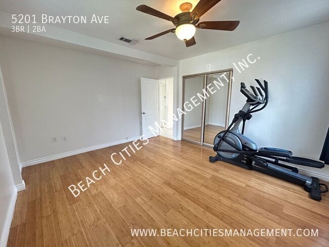 Building Photo - 5201 Brayton Ave