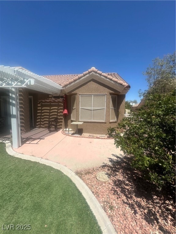 Building Photo - 9709 Blue Bell Dr