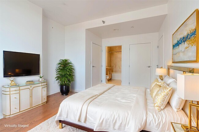 Building Photo - 40-26 College Point Blvd