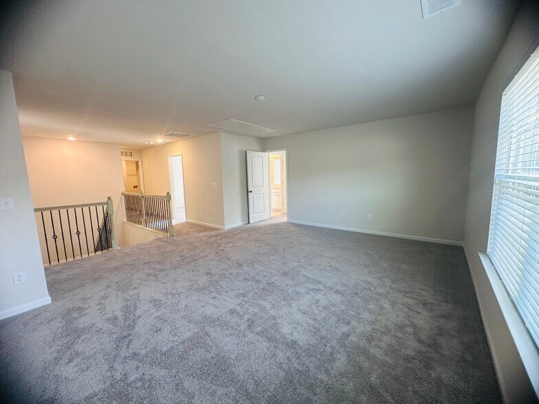 Building Photo - 214 Hamptons Cove Rd