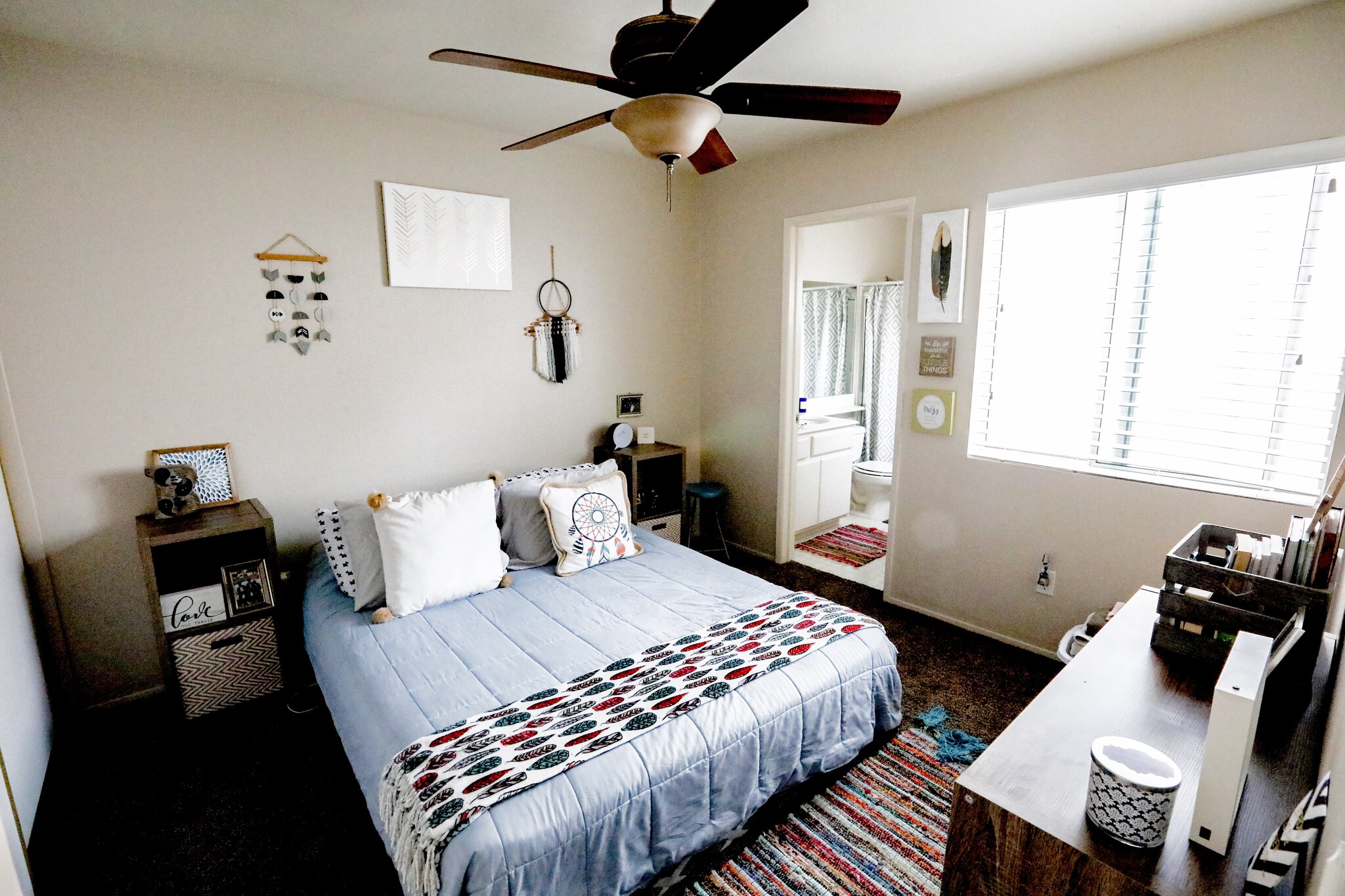 Building Photo - 401 Sanibelle Cir