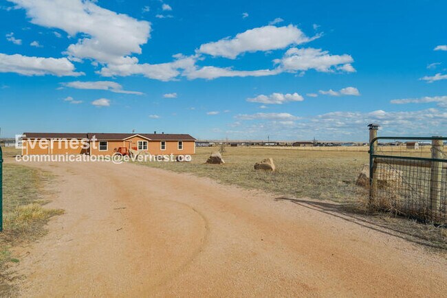 Building Photo - 1385 Antelope Dr