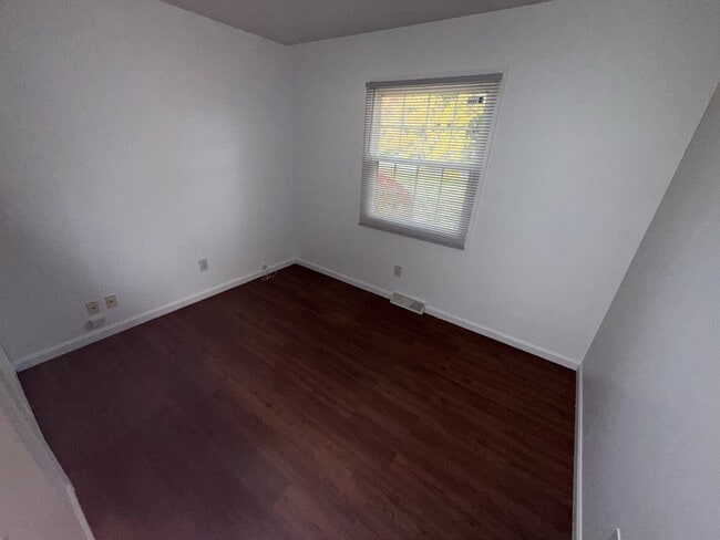 Building Photo - 60 Judson Rd