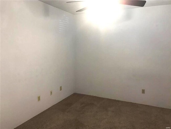 Building Photo - 123 Ashley Dr