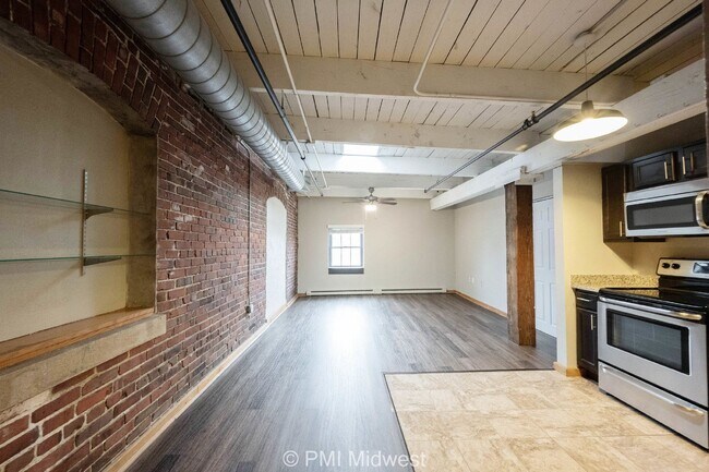 Building Photo - 501 Madison Ave