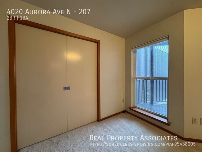 Building Photo - 4020 Aurora Ave N