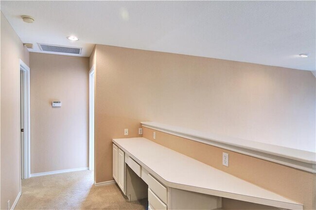 Building Photo - 8217 Endeavor Cir