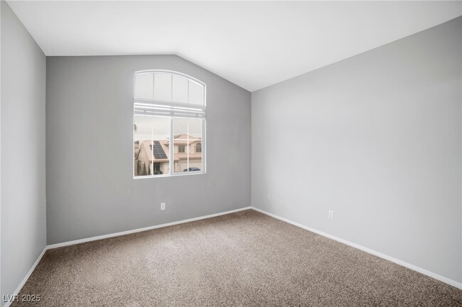 Building Photo - 8133 Kentshire Dr