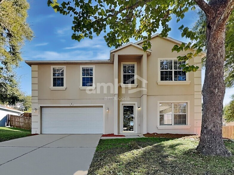 Primary Photo - 1921 Knollcrest Dr