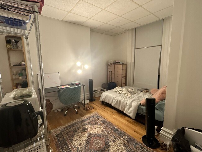 Building Photo - 408 Beacon St