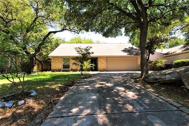 Building Photo - Woodland Village A