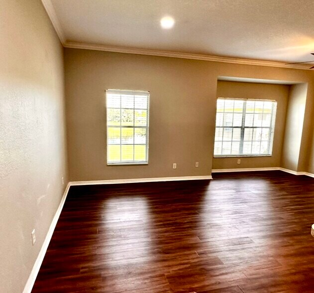 Building Photo - 507 Eagle Pond Dr