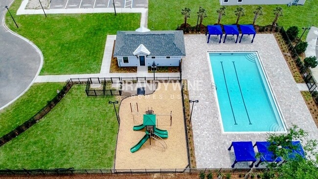 Building Photo - NEW LOWER RENTAL RATE LEASING SPECIAL : Receive 2 MONTHS CREDIT issued at move-in to use througho...