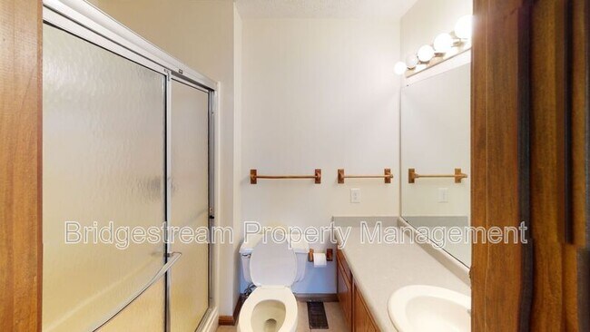 Building Photo - 1632 Tamworth Cir