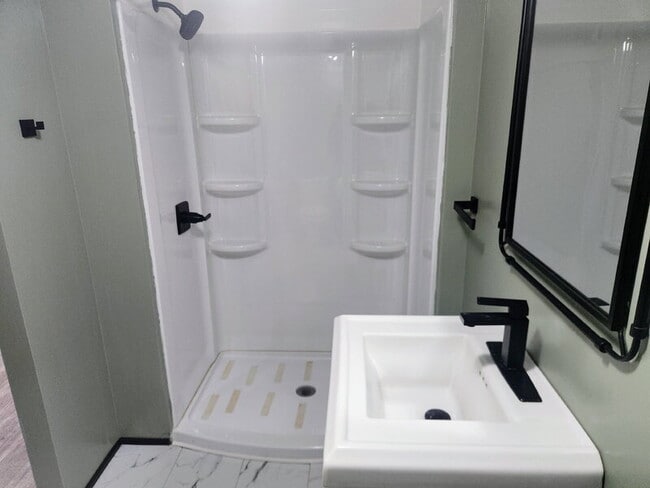 Building Photo - 4001 36th Pl