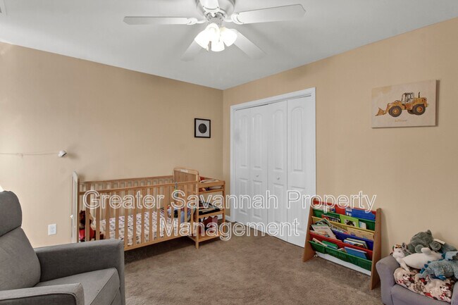 Building Photo - 145 Chapel Lake S