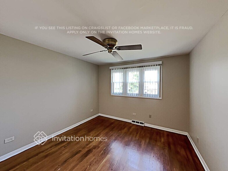 Building Photo - 6031 W 129th St