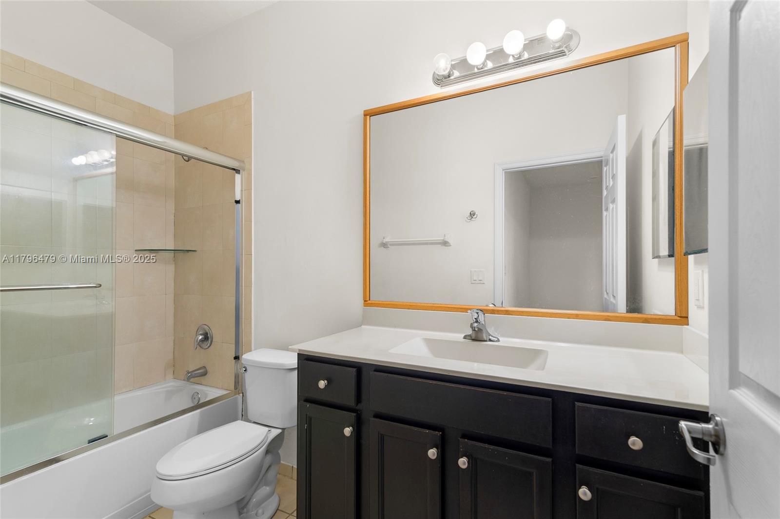 Bathroom - 9314 W 33rd Ln