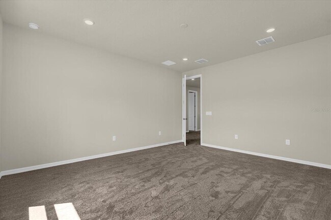 Building Photo - 10411 Pk Ests Ave